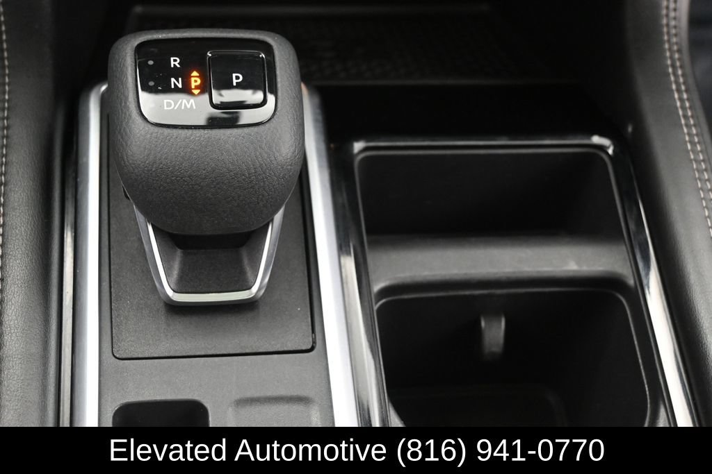 Used 2022 Nissan Pathfinder Platinum w/ Cargo Package AWD/4WD image 26