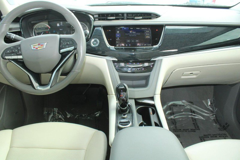 Used 2024 Cadillac XT6 Premium Luxury image 19