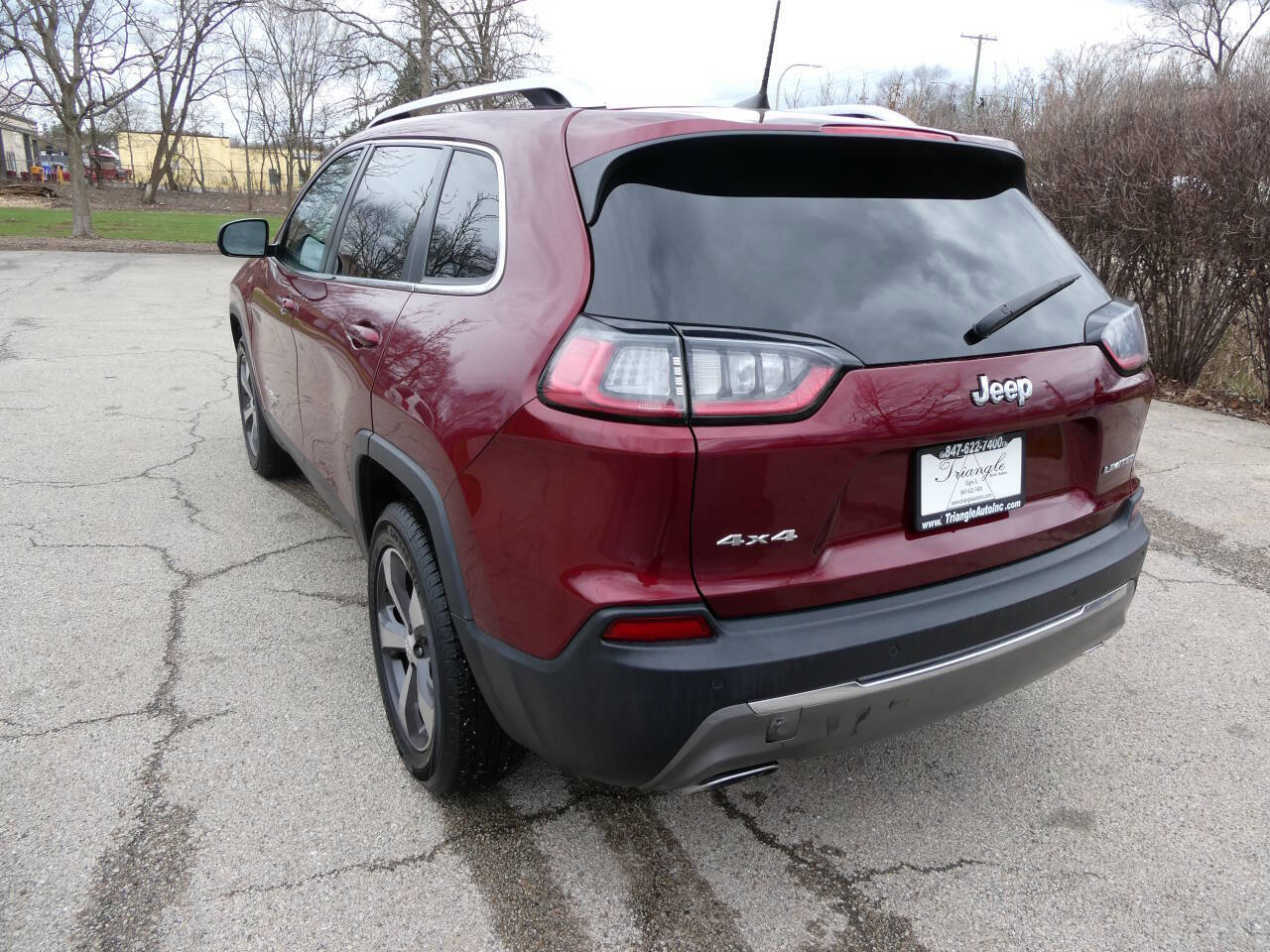 Used 2019 Jeep Cherokee Limited image 6