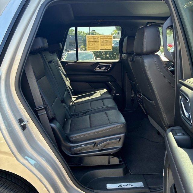 Used 2021 Chevrolet Tahoe High Country AWD/4WD image 14