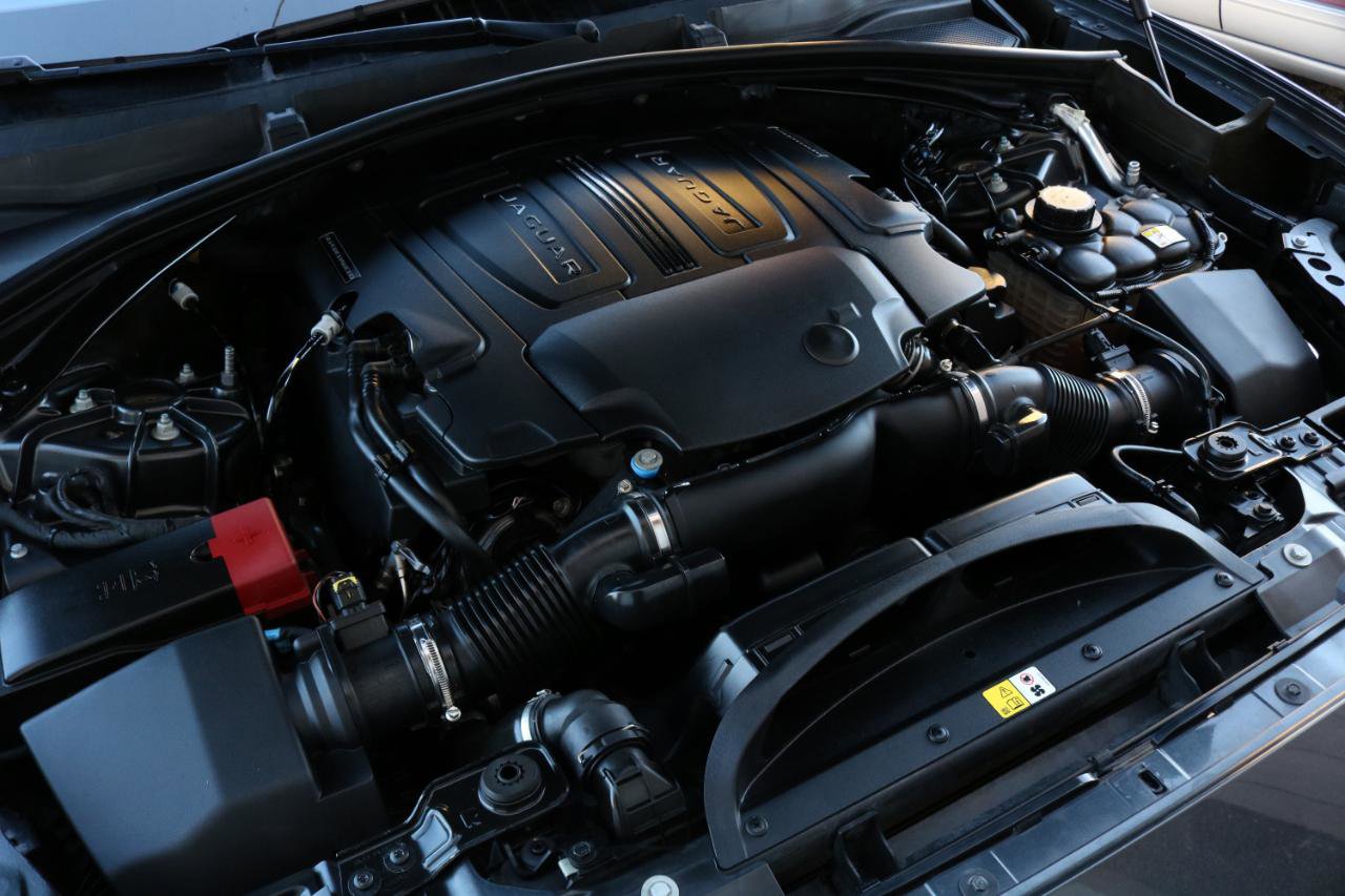 Used 2018 Jaguar F-PACE R-Sport AWD/4WD image 53