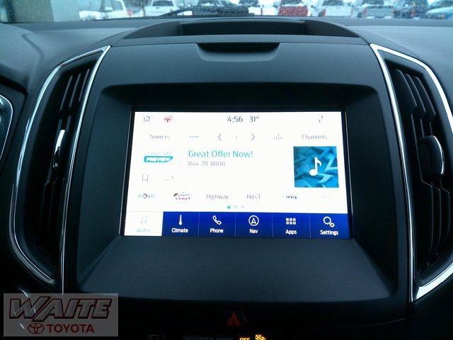 Used 2020 Ford Edge Titanium w/ Equipment Group 301A image 15