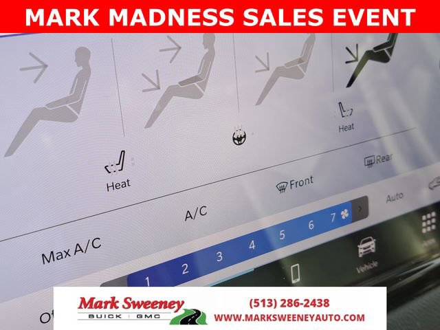 Used 2024 Chrysler Pacifica Touring-L image 19