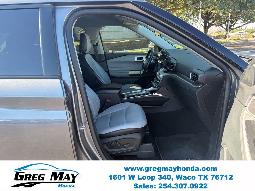 Used 2021 Ford Explorer XLT w/ Equipment Group 202A RWD image 31