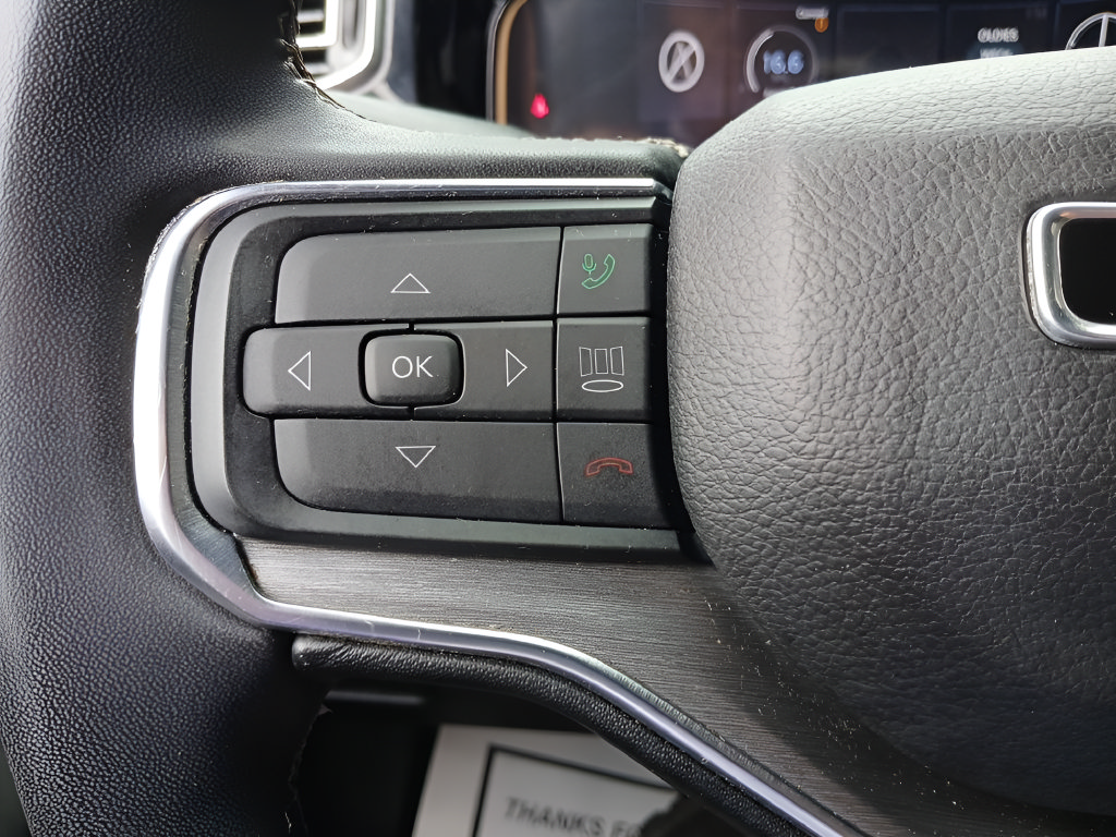 Used 2023 Jeep Wagoneer Series II AWD/4WD image 19
