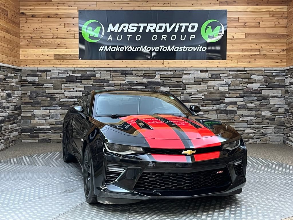 Used 2016 Chevrolet Camaro SS RWD image 5