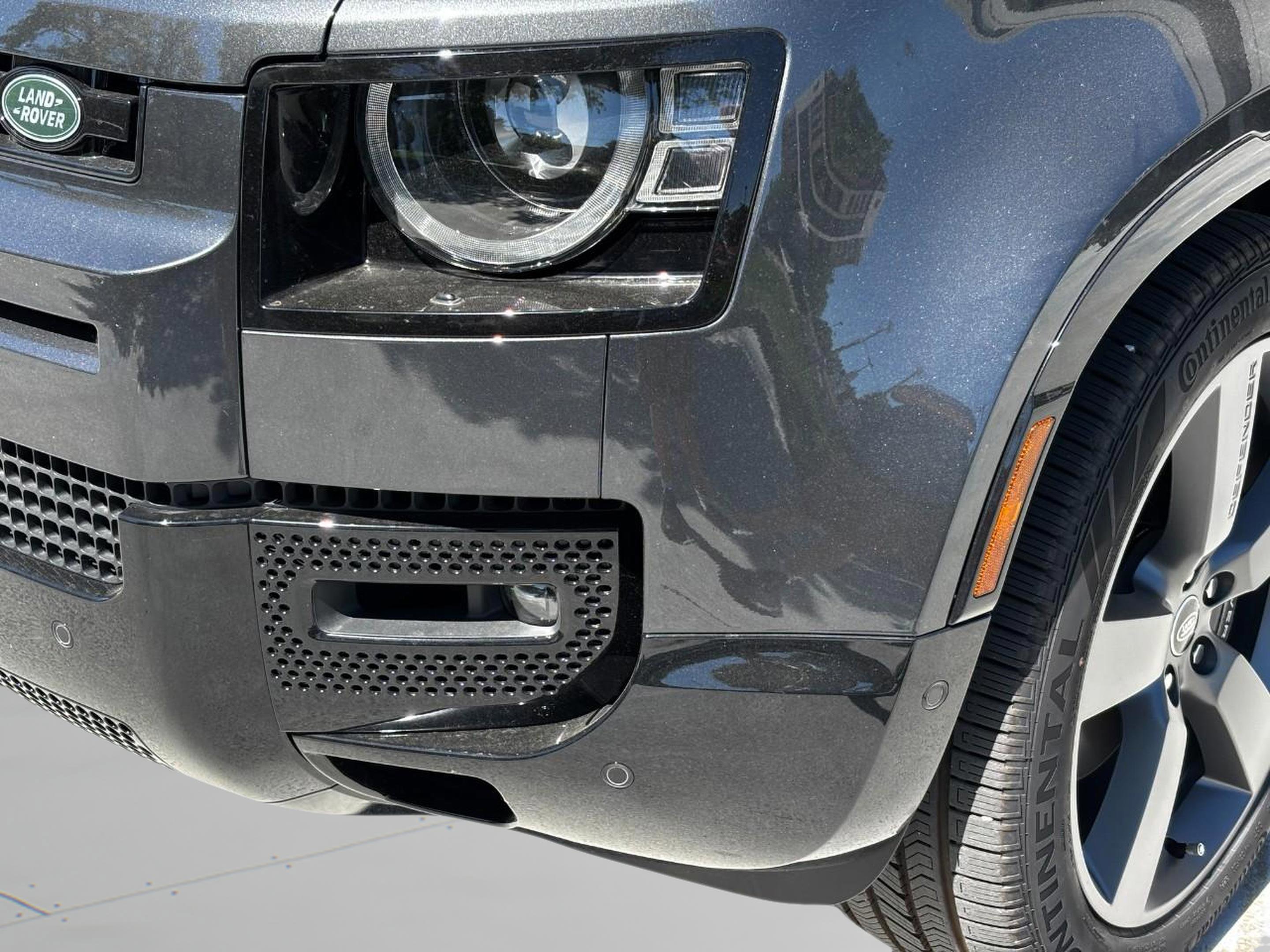 New 2025 Land Rover Defender 110 V8 image 10