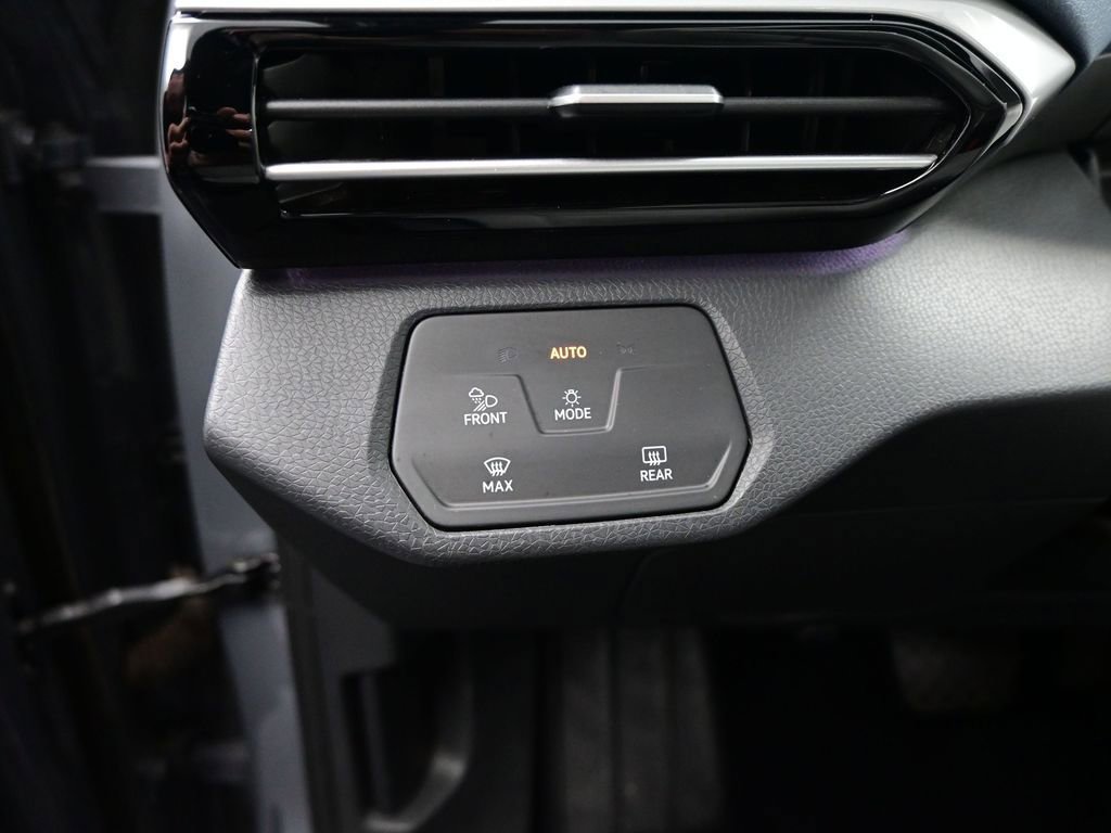 Used 2023 Volkswagen ID.4 Pro S image 12