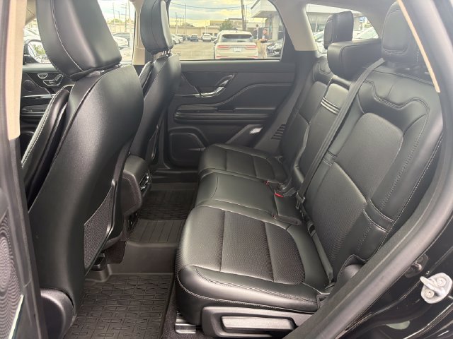 Certified 2024 Lincoln Corsair AWD w/ Equipment Group 101A image 28