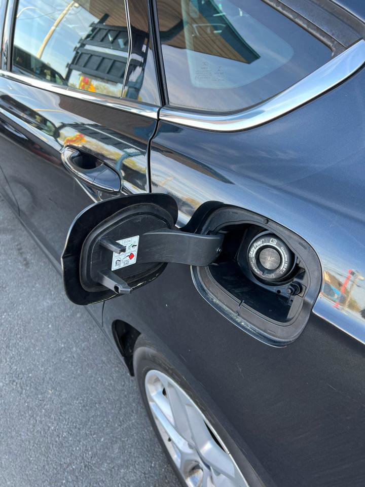 Used 2013 Ford Fusion SE image 6