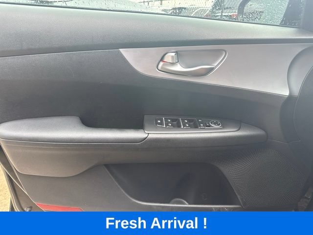 Used 2024 Kia Forte LXS FWD image 12