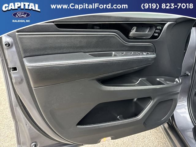 Used 2025 Honda Odyssey Touring image 20