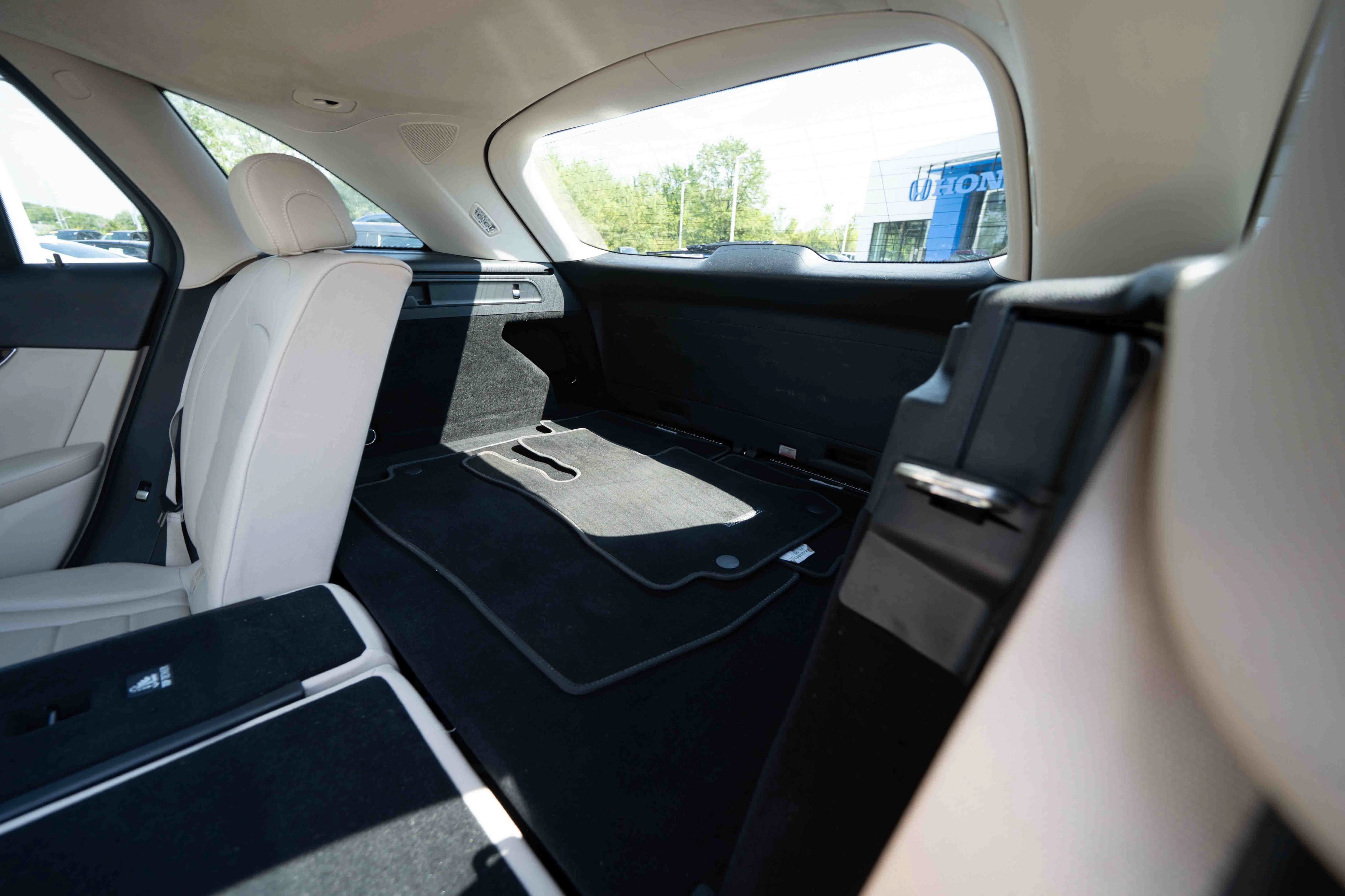 Used 2016 Mercedes-Benz GLC 300 image 24