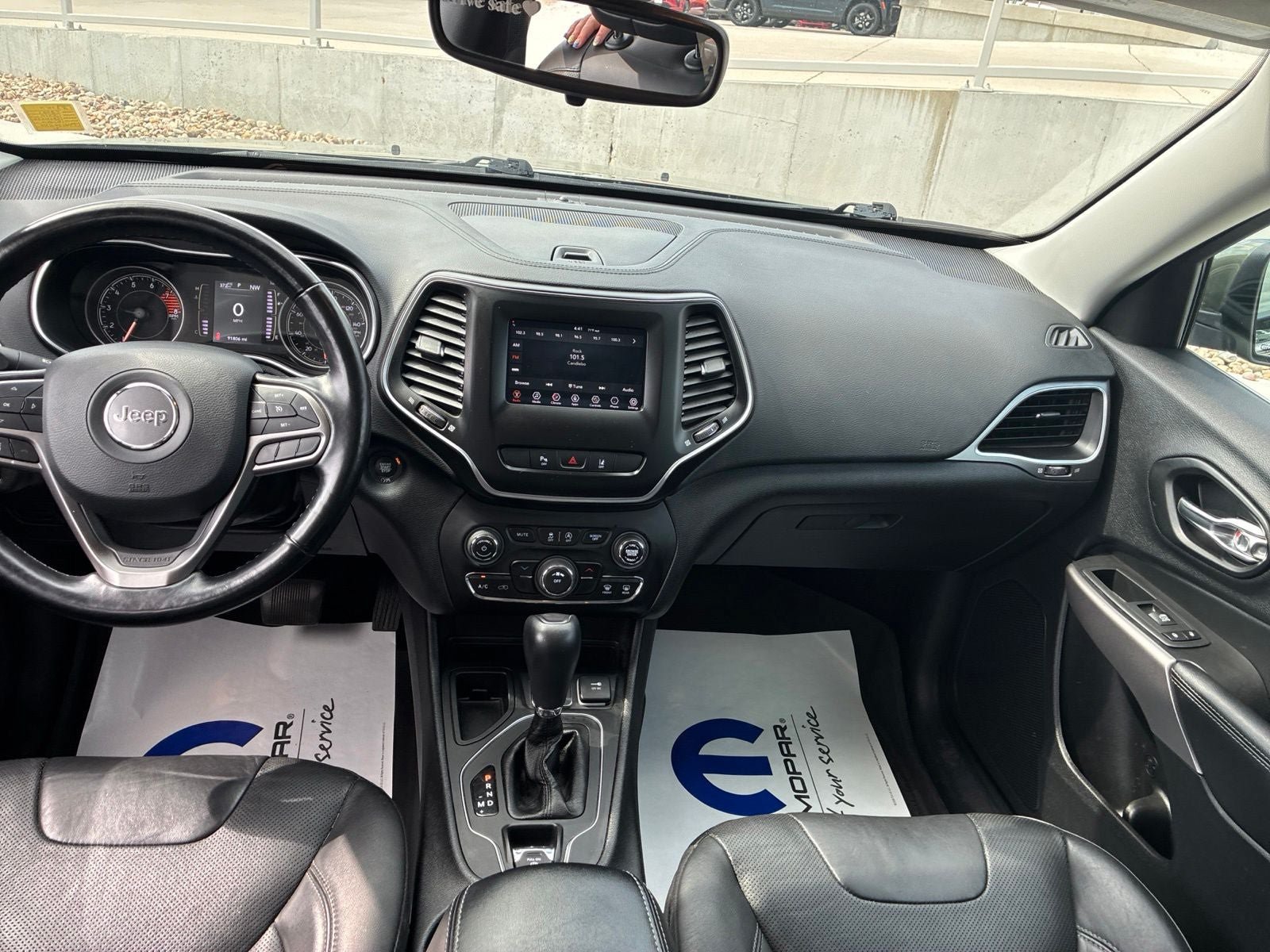 Used 2021 Jeep Cherokee Latitude Lux FWD image 16