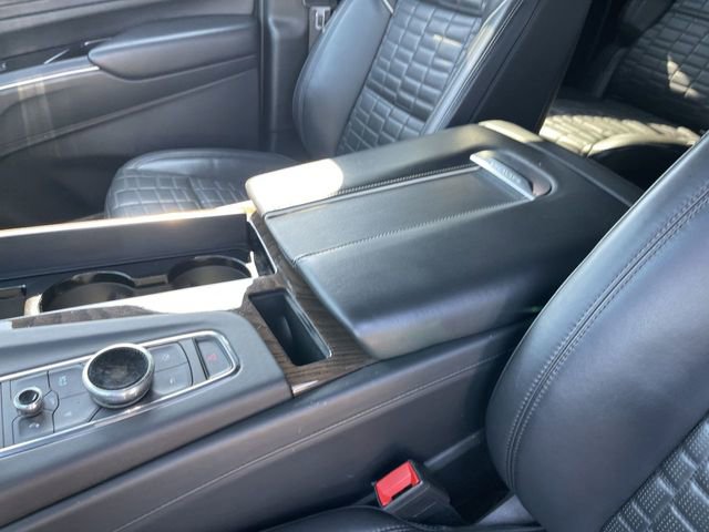 Used 2023 Cadillac Escalade ESV Sport Platinum AWD/4WD image 21