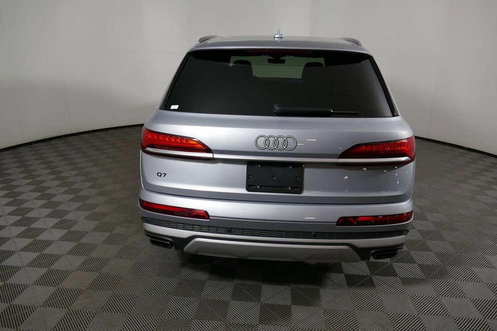 Used 2025 Audi Q7 3.0T Premium Plus AWD/4WD image 4