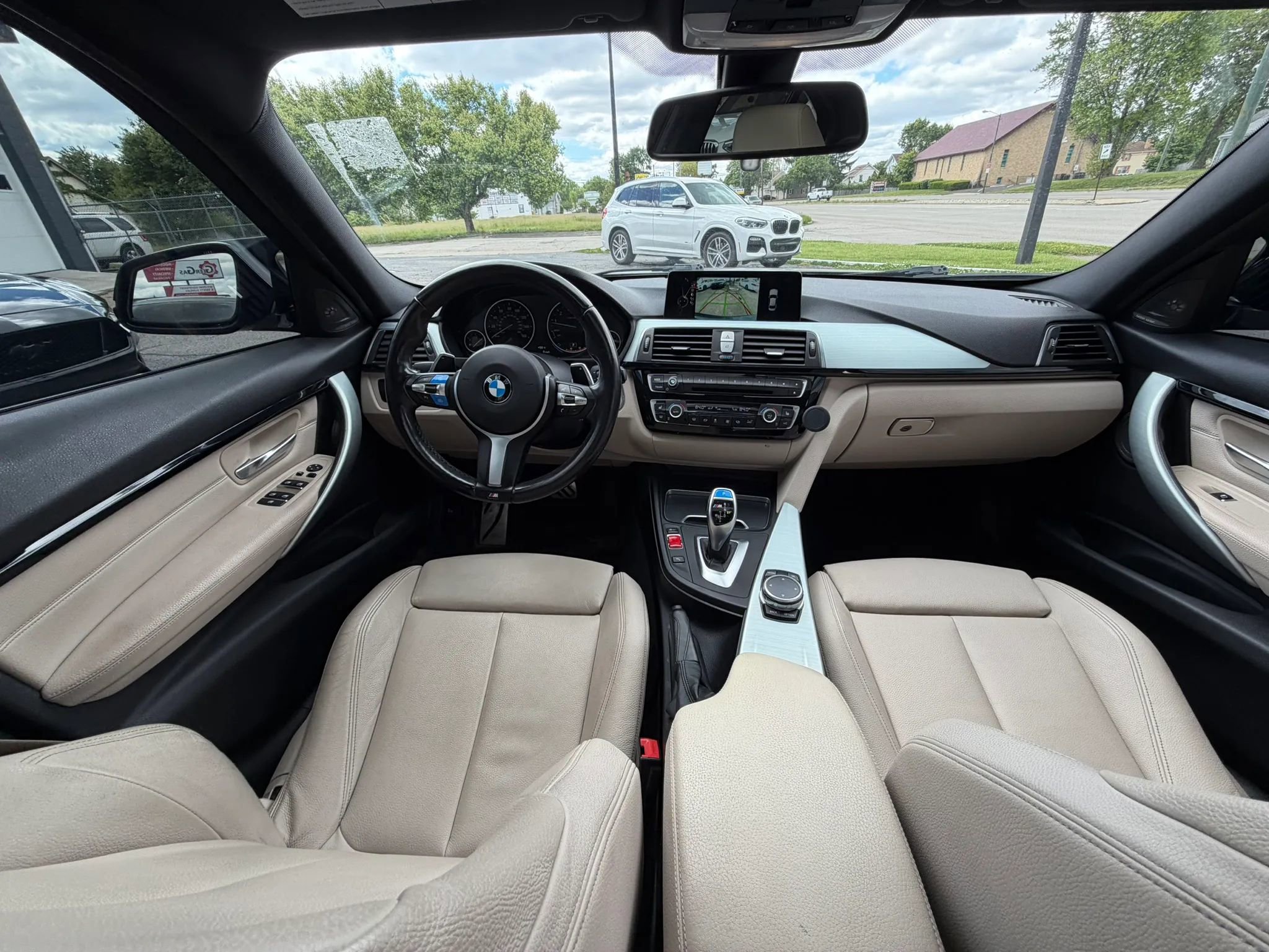 Used 2016 BMW 340i xDrive Sedan AWD/4WD image 12