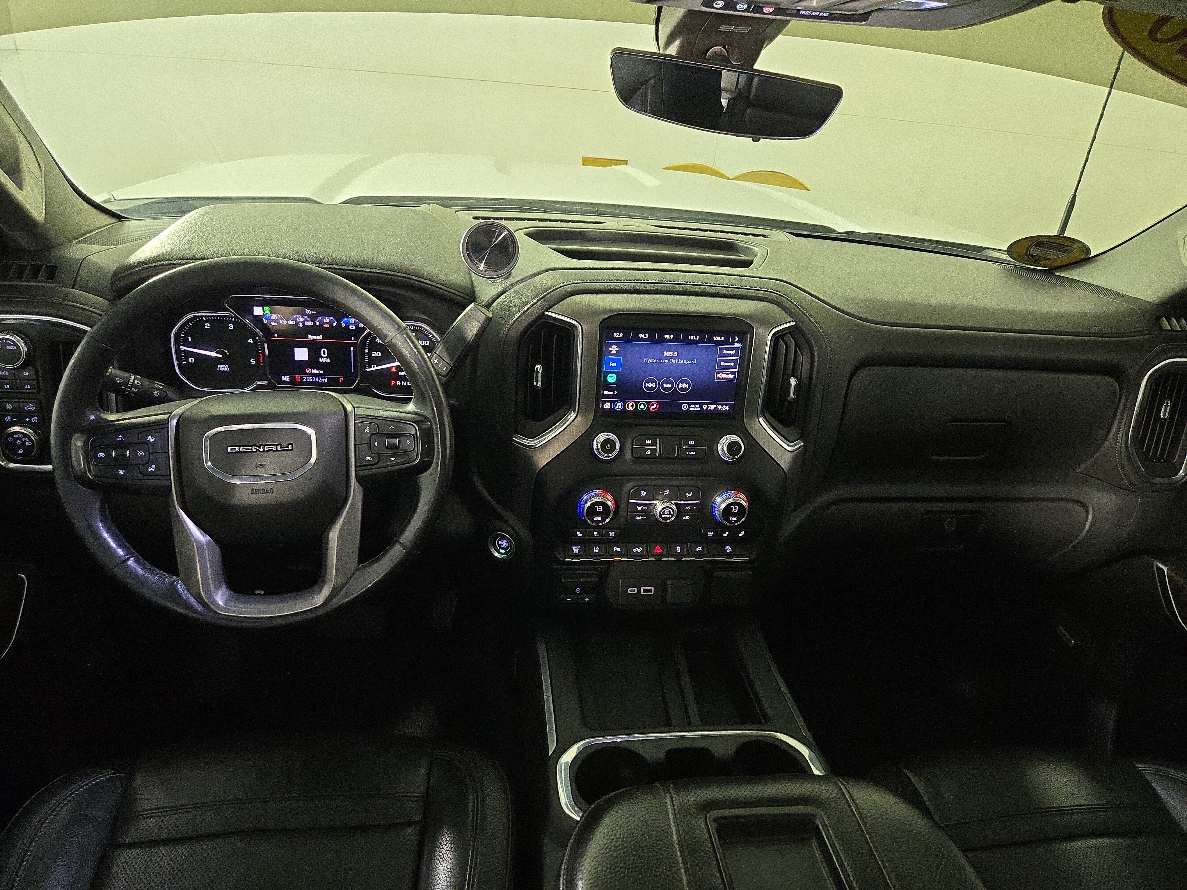 Used 2020 GMC Sierra 2500 Denali w/ Denali Ultimate Package AWD/4WD image 13