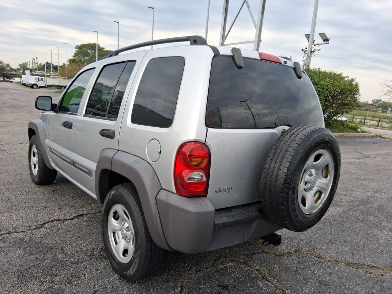 Used 2004 Jeep Liberty Sport w/ PWR Convenience Group RWD image 7