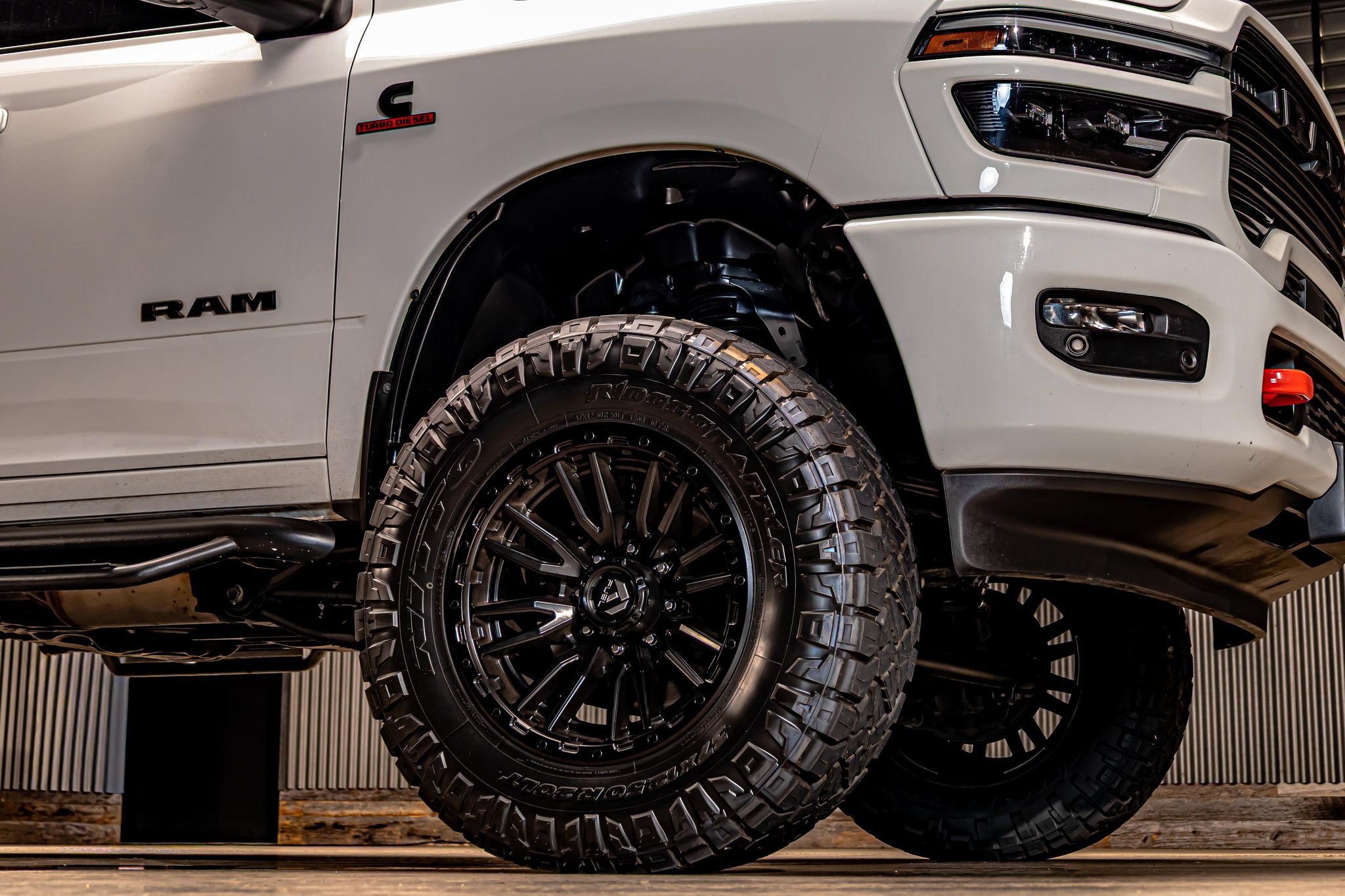 Used 2025 RAM 2500 Laramie w/ Night Edition AWD/4WD image 16