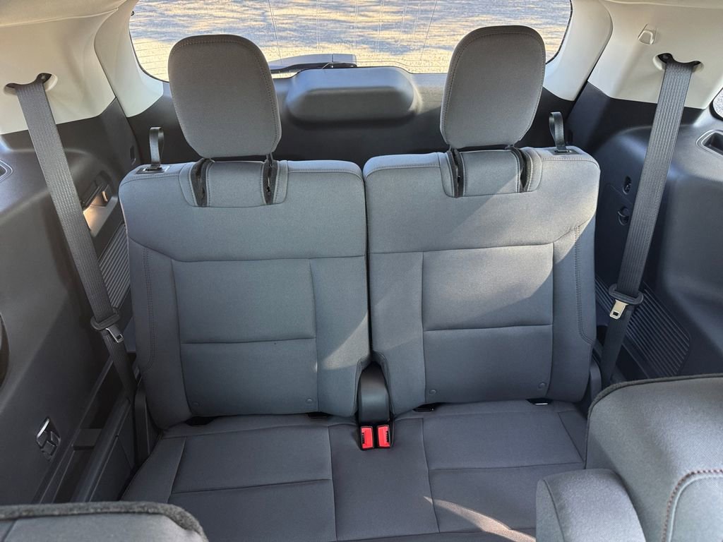 New 2026 Ford Explorer Active image 27