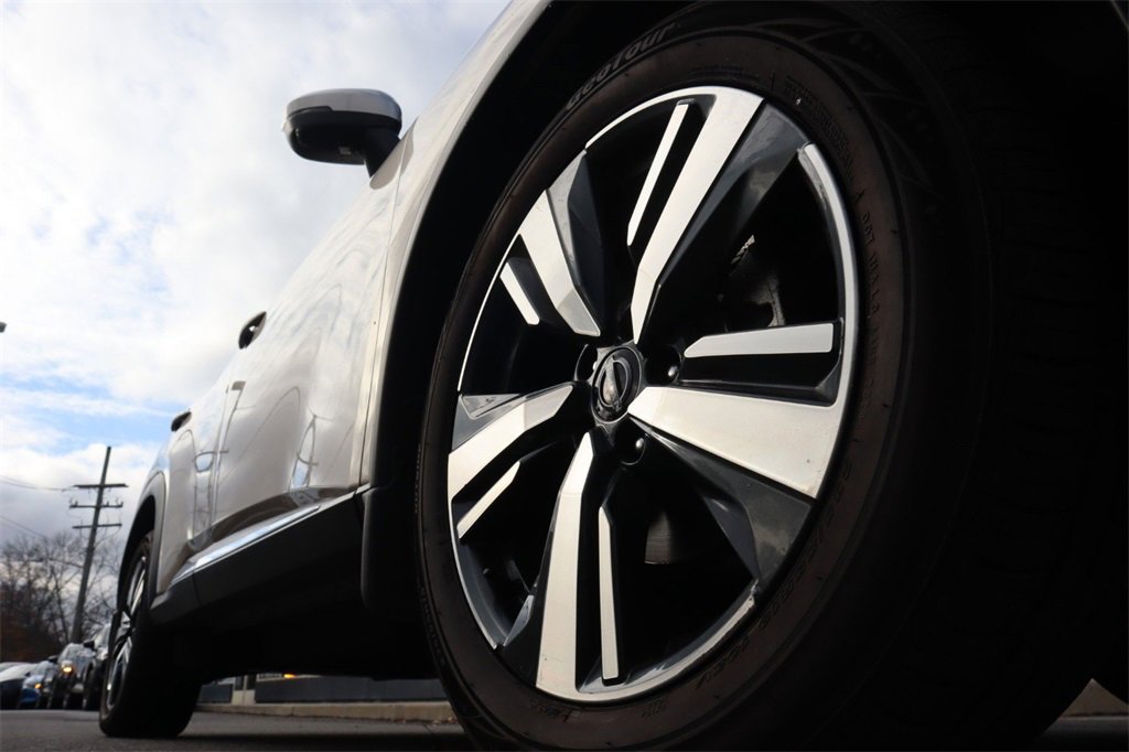 Certified 2022 Nissan Rogue Platinum w/ Head-Up Display Package image 10