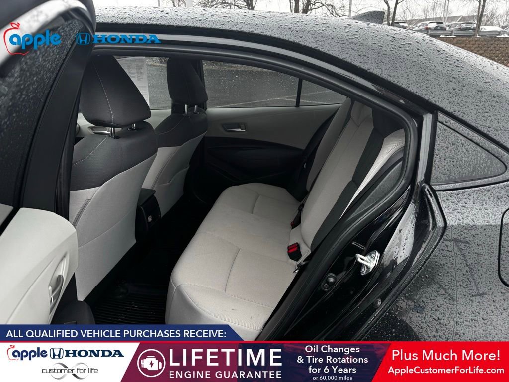 Used 2020 Toyota Corolla LE image 9