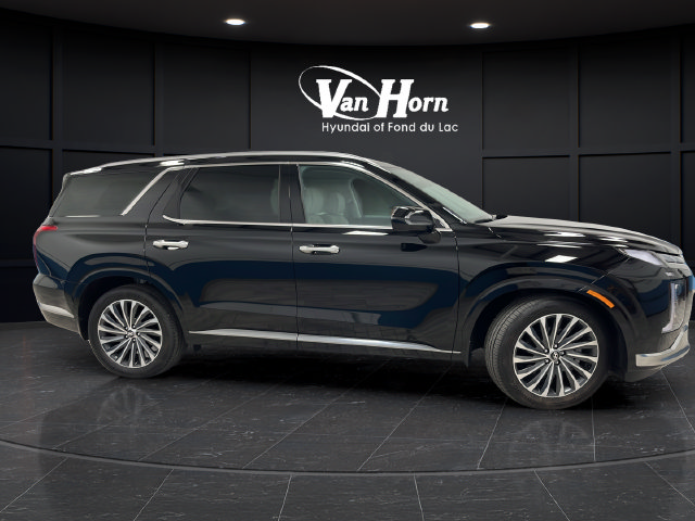 Used 2025 Hyundai Palisade Calligraphy FWD image 8