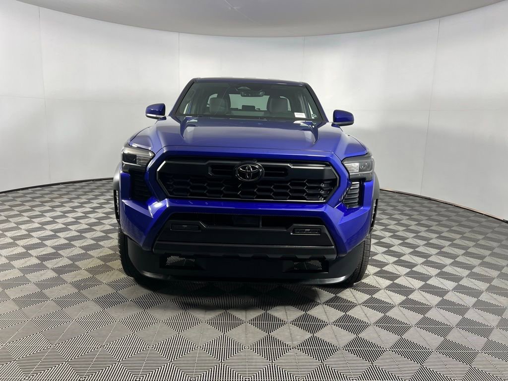 Used 2025 Toyota Tacoma TRD Off-Road image 11