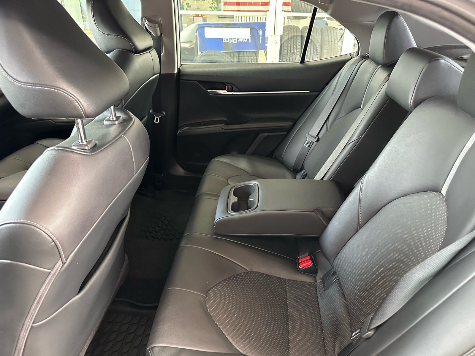 Used 2021 Toyota Camry XSE FWD image 22