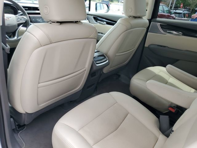 Used 2025 Cadillac XT6 Premium Luxury AWD/4WD image 35