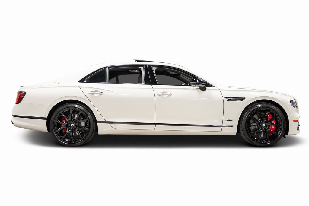 Used 2023 Bentley Flying Spur W12 image 27