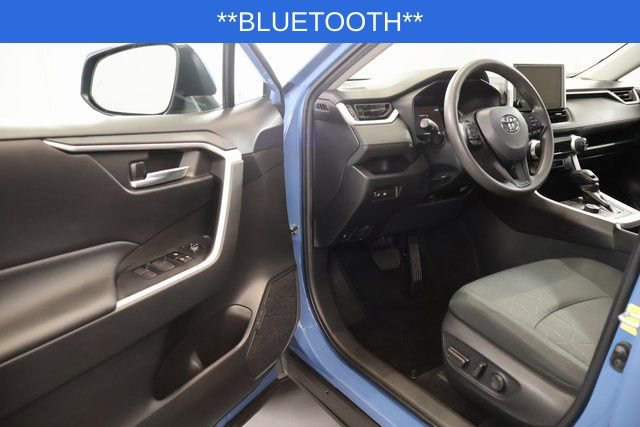 Used 2023 Toyota RAV4 AWD Hybrid image 9