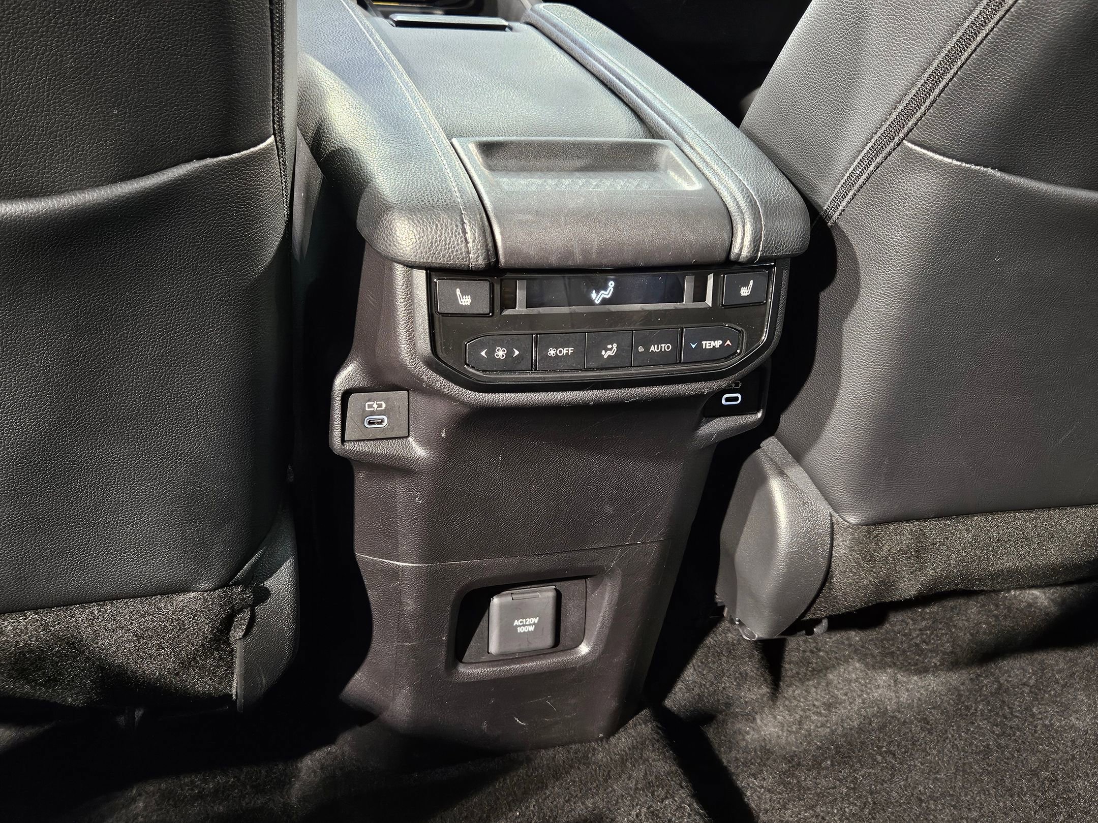 Certified 2025 Toyota Grand Highlander FWD image 36