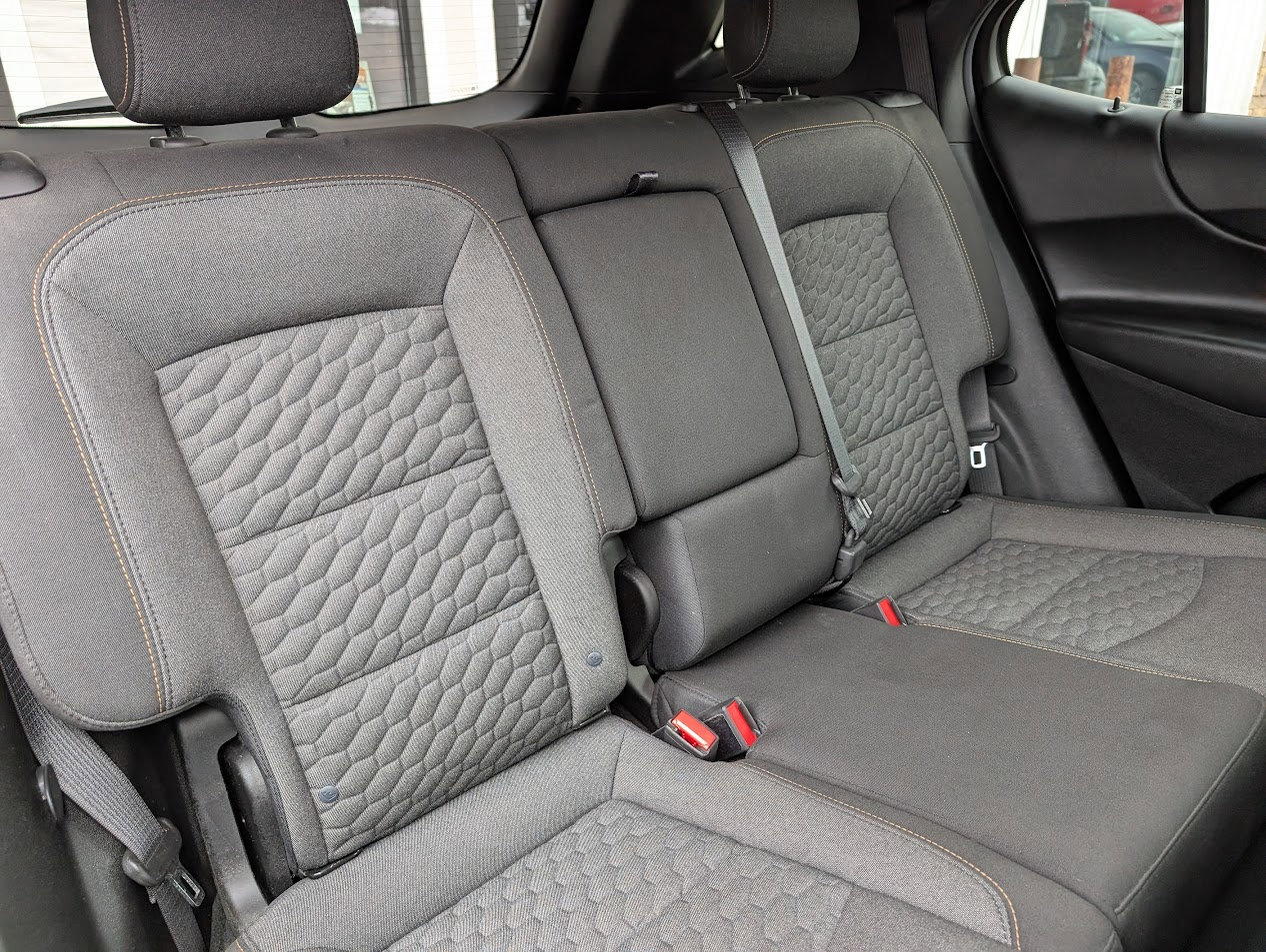 Used 2018 Chevrolet Equinox LT image 18