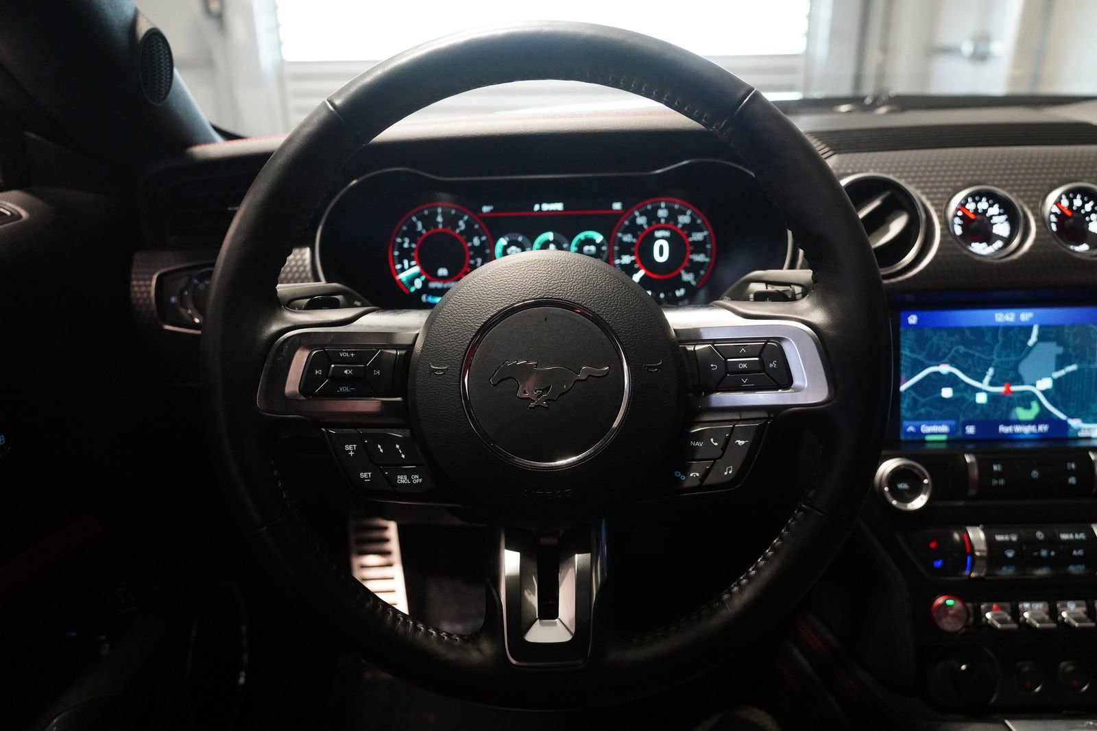 Used 2022 Ford Mustang GT Premium w/ GT Performance Package RWD image 15