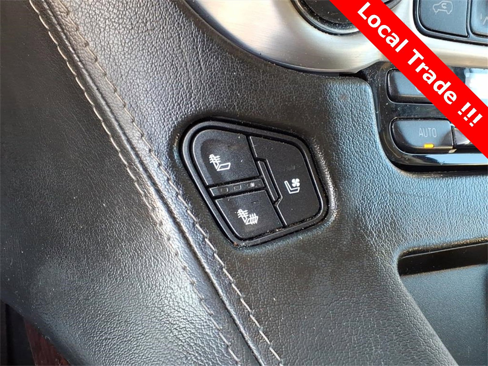 Used 2019 GMC Yukon XL SLT image 26