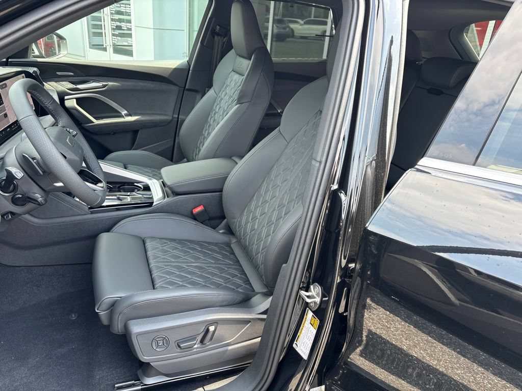 New 2026 Audi SQ5 Premium Plus AWD/4WD image 9