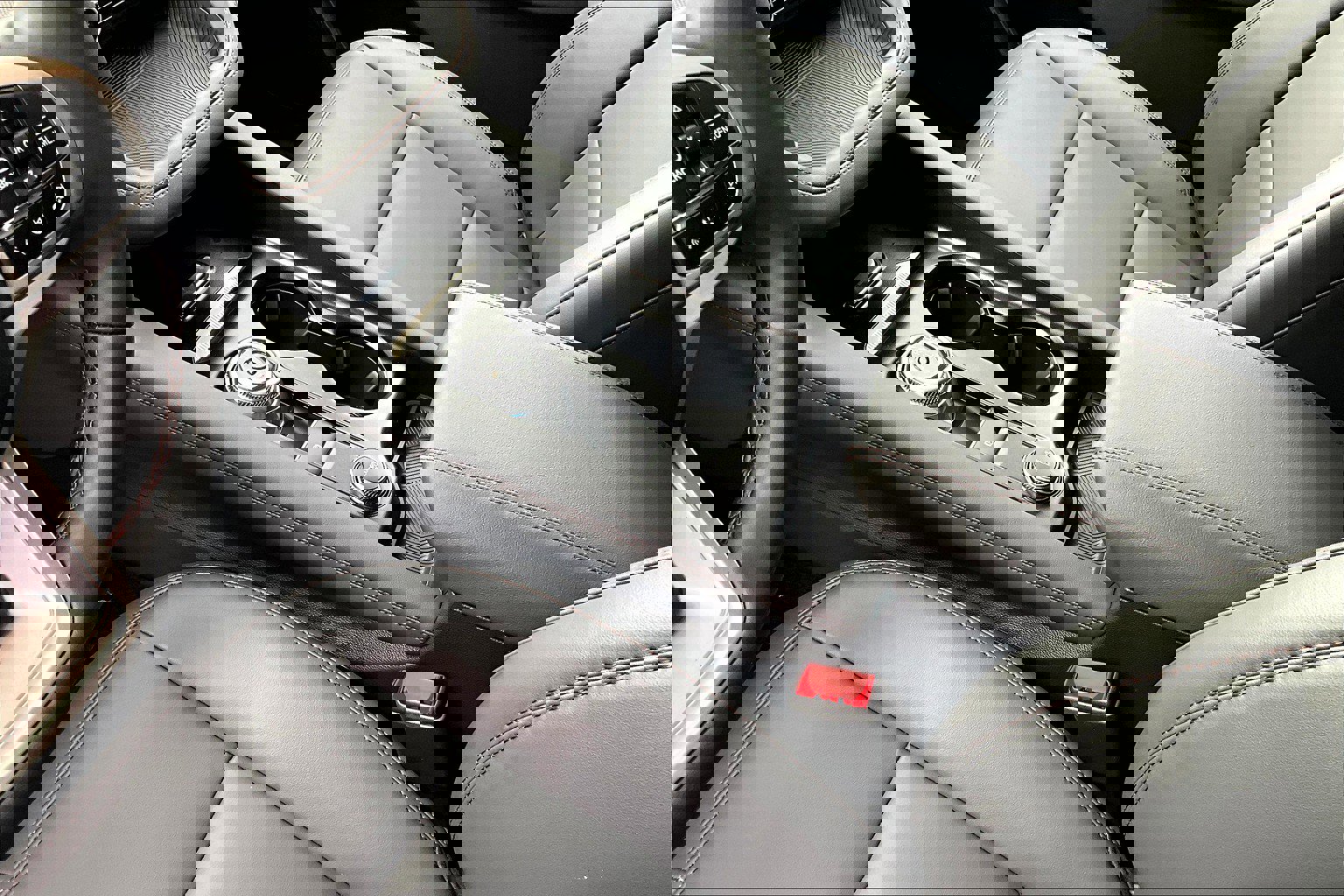 New 2025 Ford Explorer Active w/ Active Comfort Package image 8