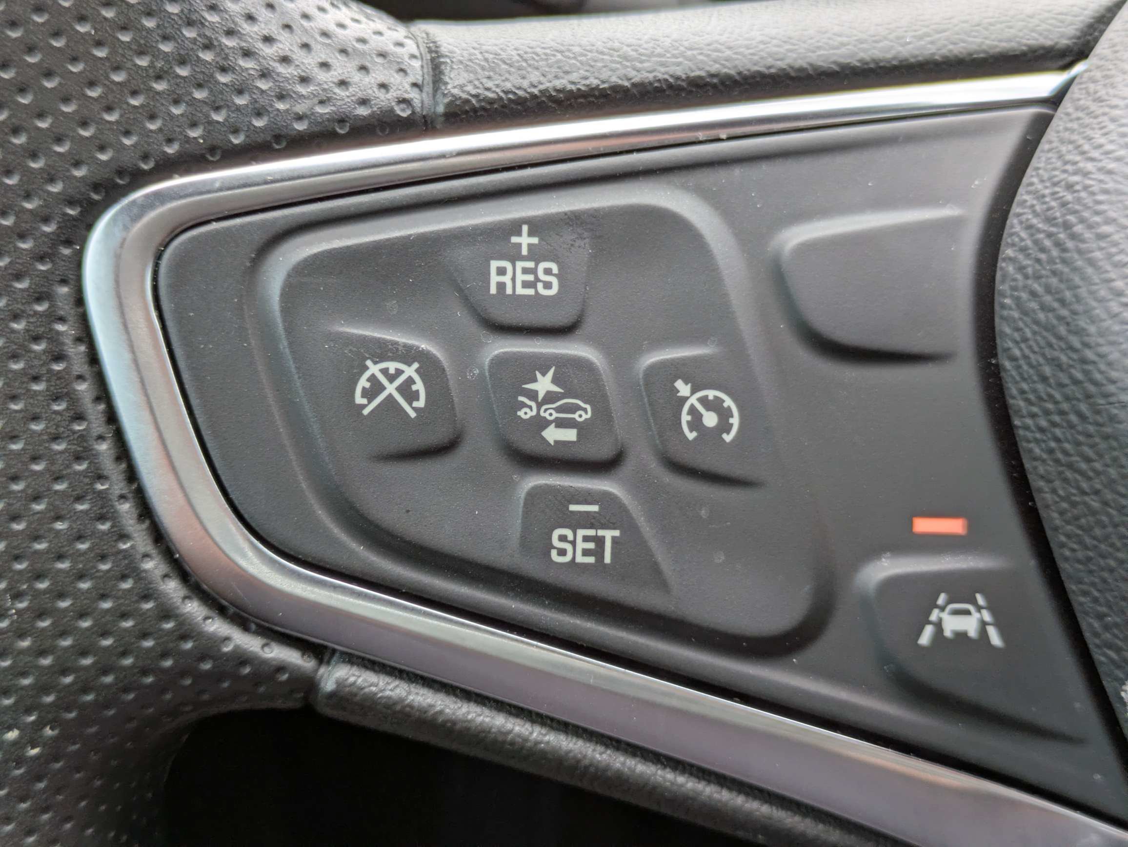 New 2024 Chevrolet Malibu LT FWD image 14
