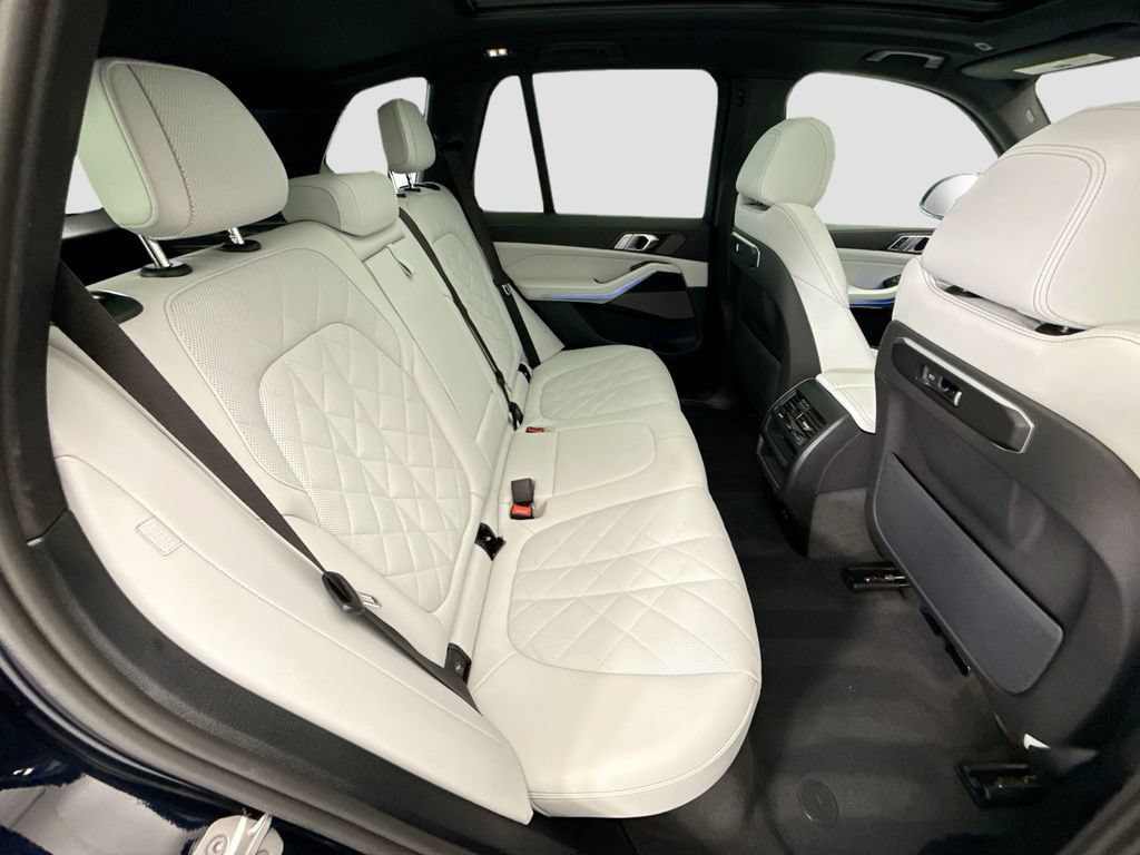 Used 2026 BMW X5 sDrive40i w/ M Sport Package RWD image 21