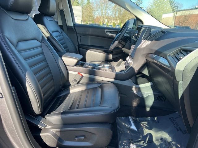 Used 2023 Ford Edge SEL w/ Convenience Package image 11