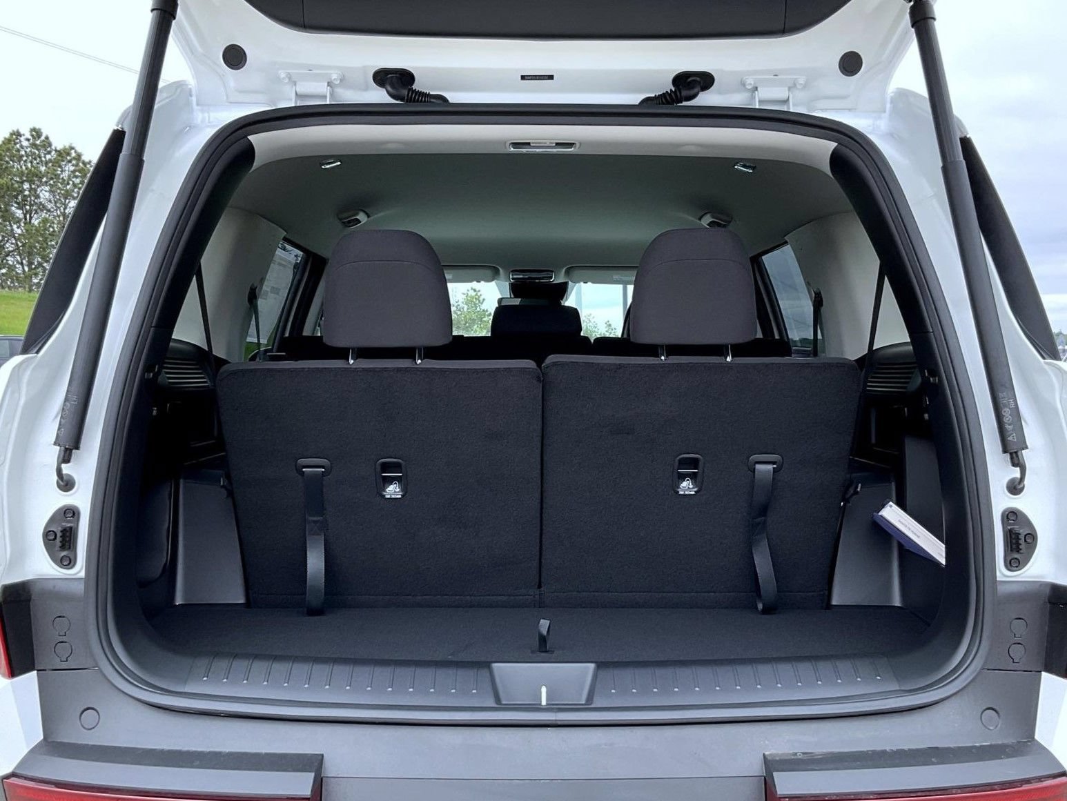 New 2026 Hyundai Santa Fe SE AWD/4WD image 24