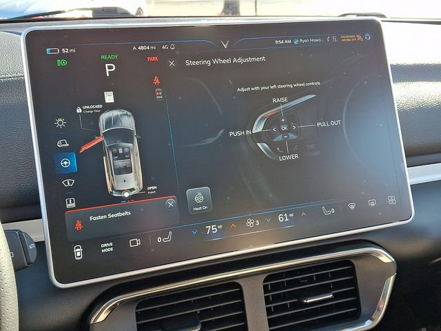 Used 2023 VinFast VF 8 Plus image 24