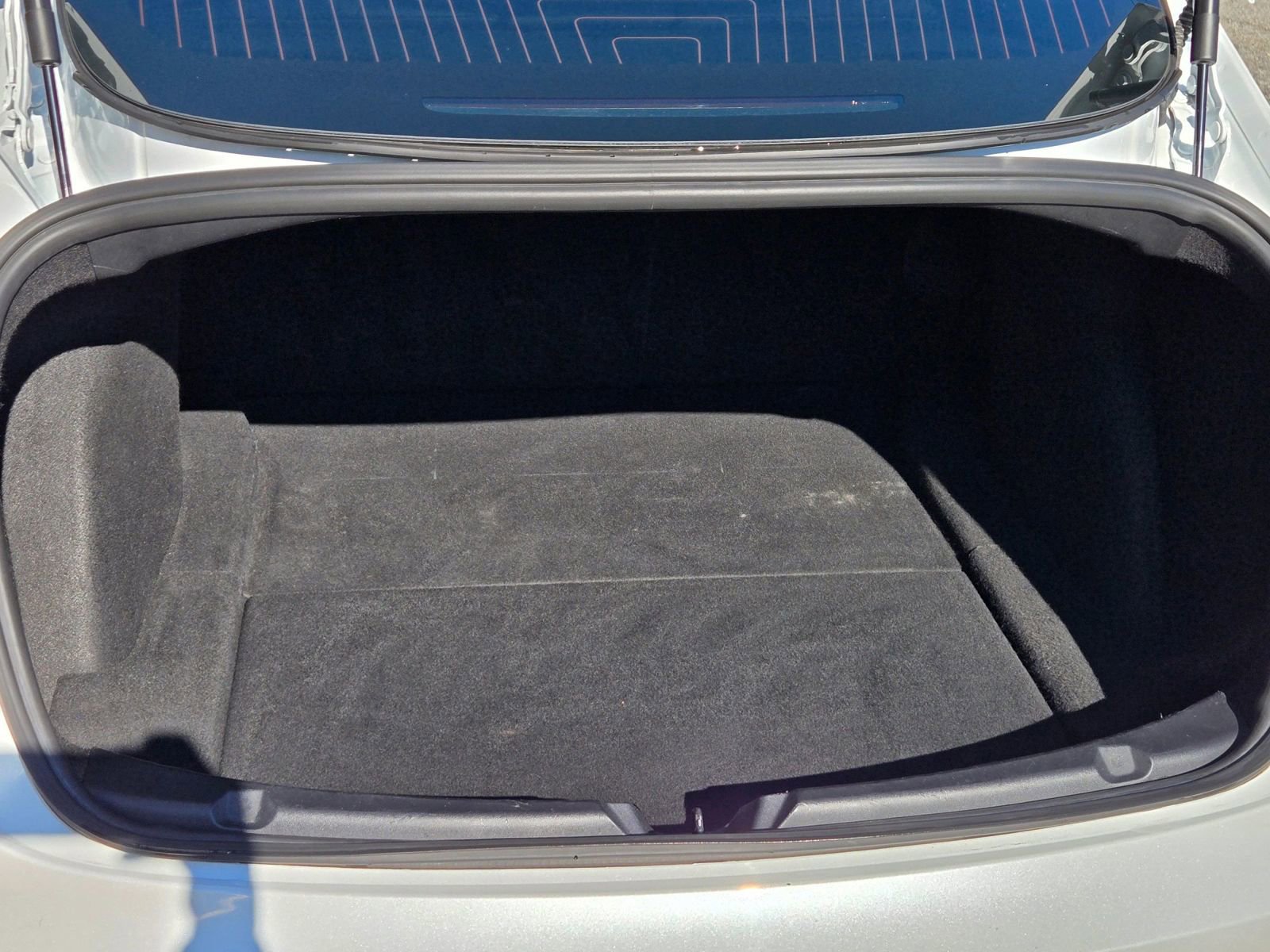 Used 2020 Tesla Model 3 Standard Range Plus image 12