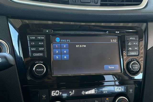 Used 2016 Nissan Rogue SV w/ SV Premium Package image 22