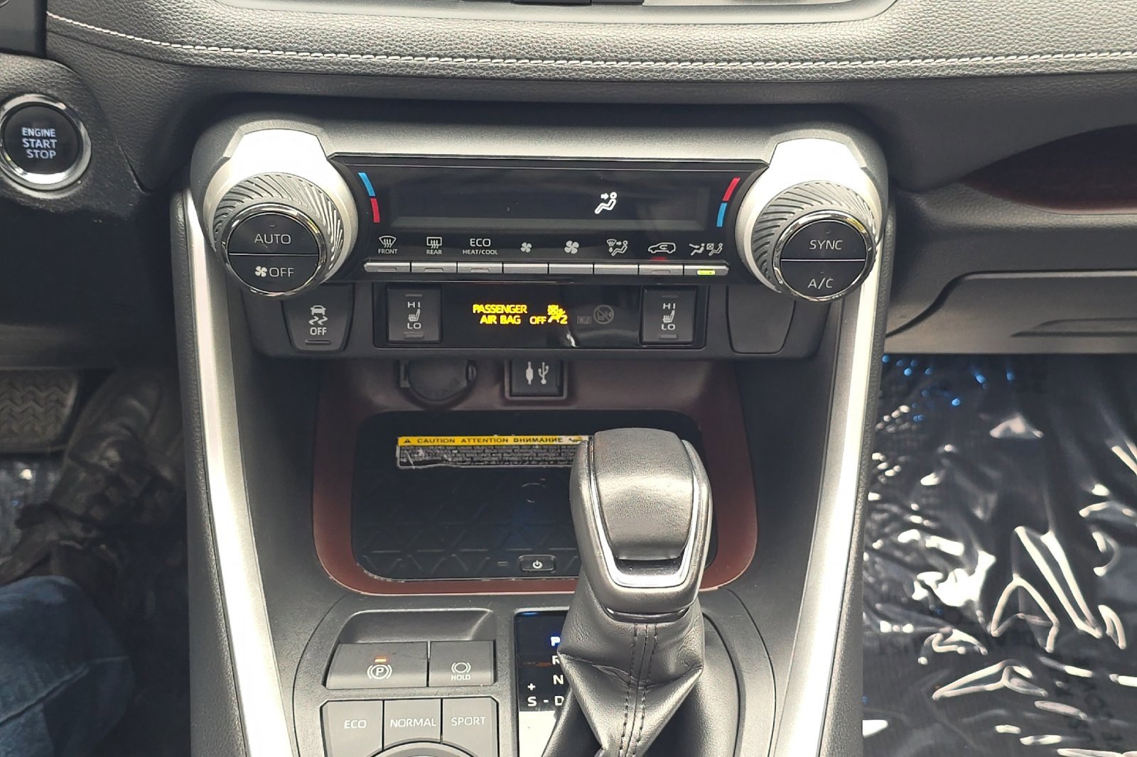 Used 2019 Toyota RAV4 Limited image 20