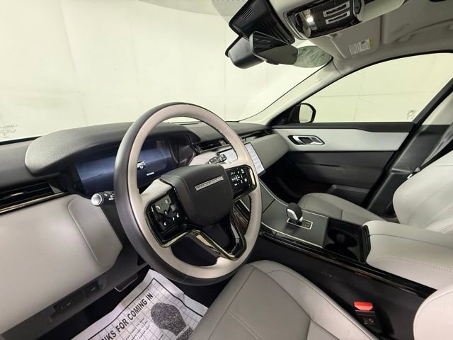 Used 2025 Land Rover Range Rover Velar Dynamic SE AWD/4WD image 15