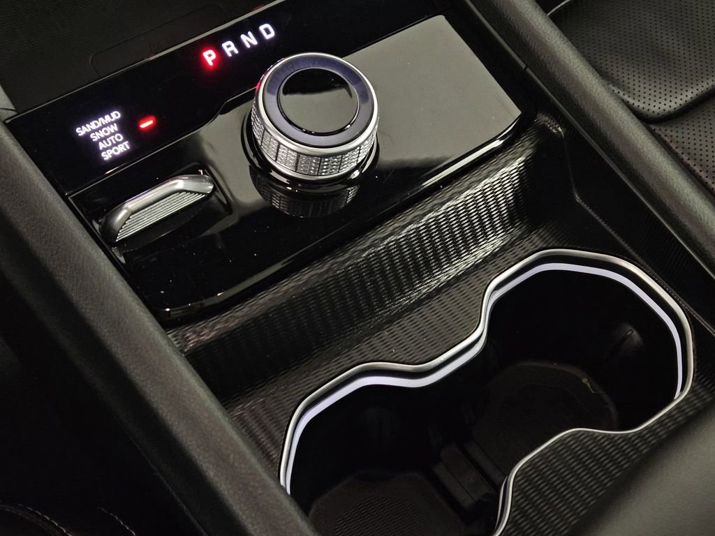 Used 2024 Jeep Grand Cherokee L Limited w/ Luxury Tech Group II image 16