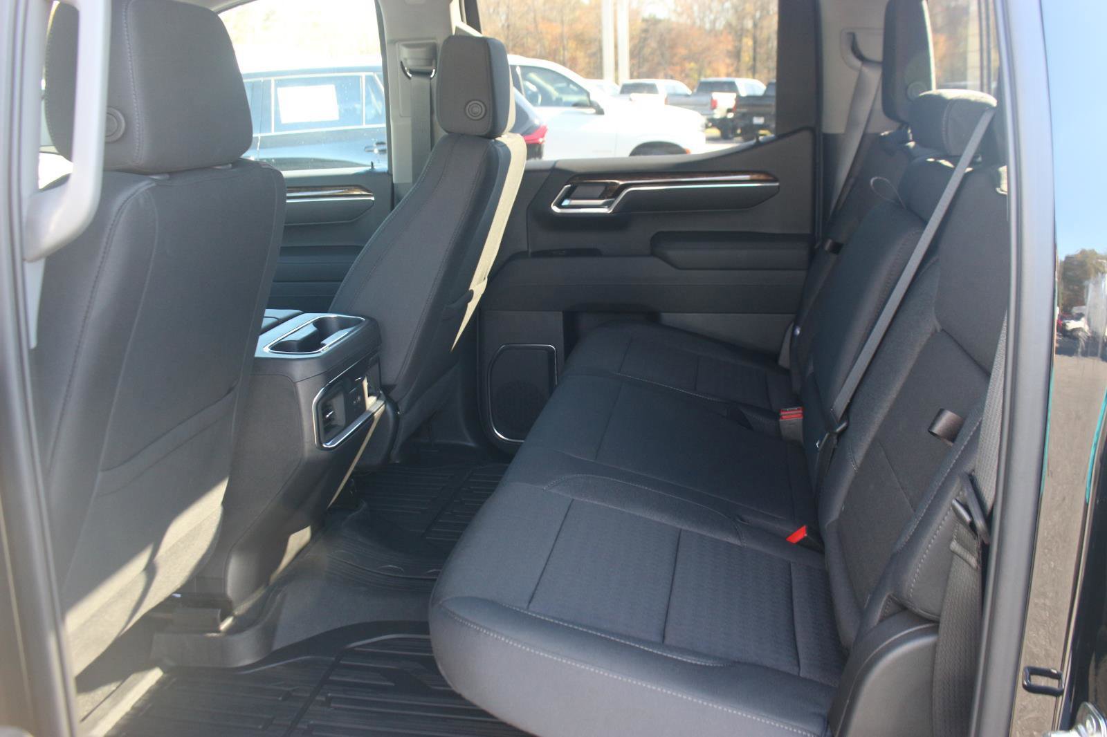 New 2026 GMC Sierra 1500 Elevation image 13
